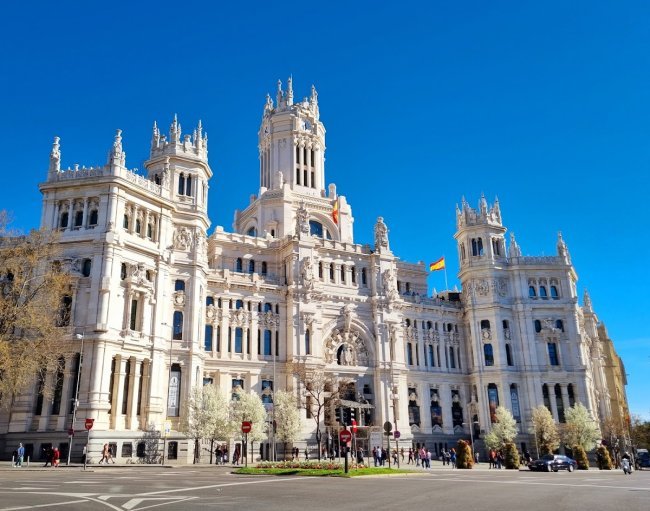 Mairie de Madrid (1/3)