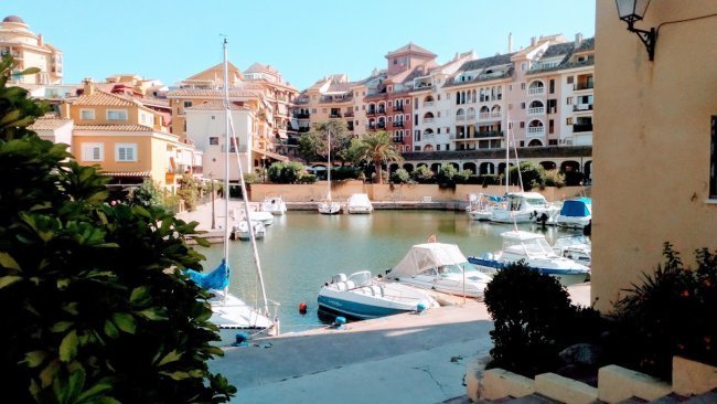Port Saplaya (petite Venise) (2/3)