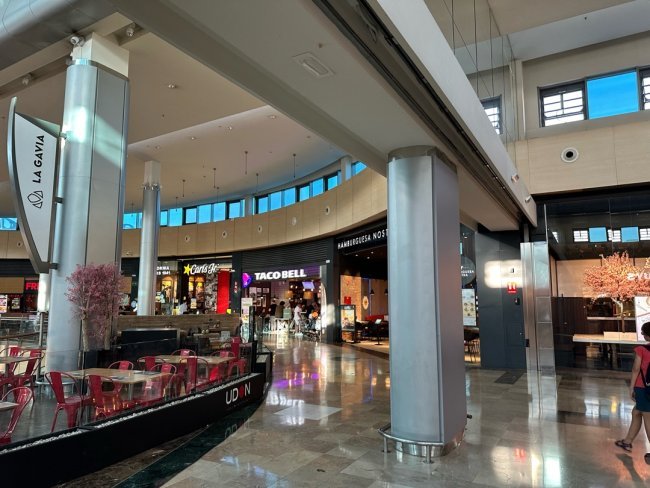 Centre commercial La Gavia (2/3)